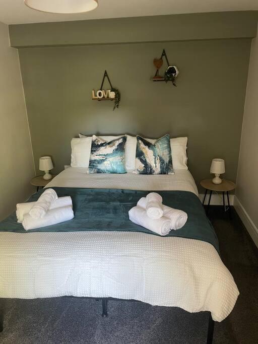 Poplar House-2Bedroom House In Town Centre With Free Parking By Shortstays4U Кингс Лин Екстериор снимка